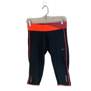 Nike Dry-Fit Capri Gray Leggings Size S.
